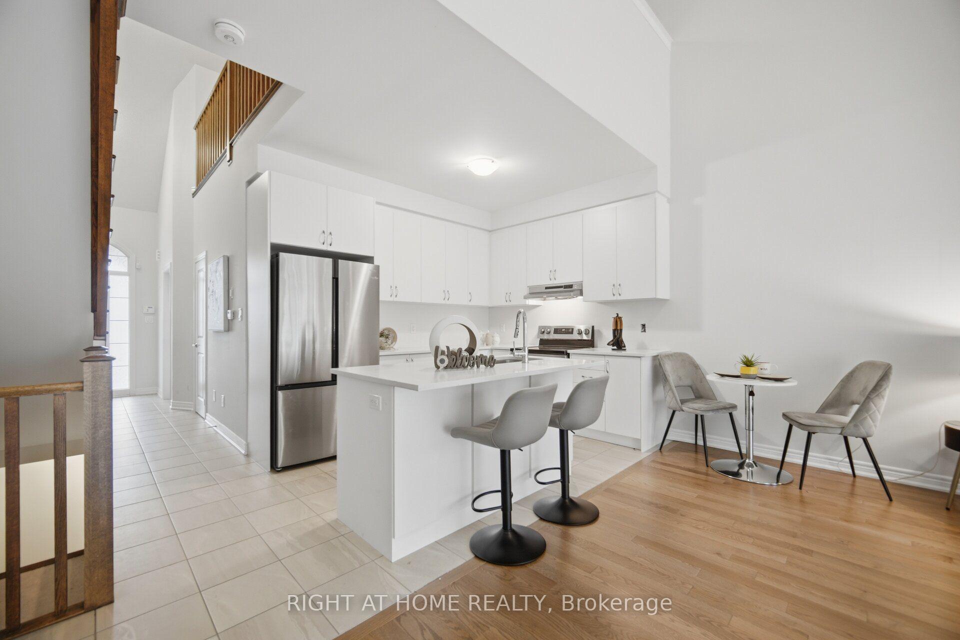 Photo 9 of 41 Overlea Drive, Brampton, Sandringham-Wellington — HOMEH