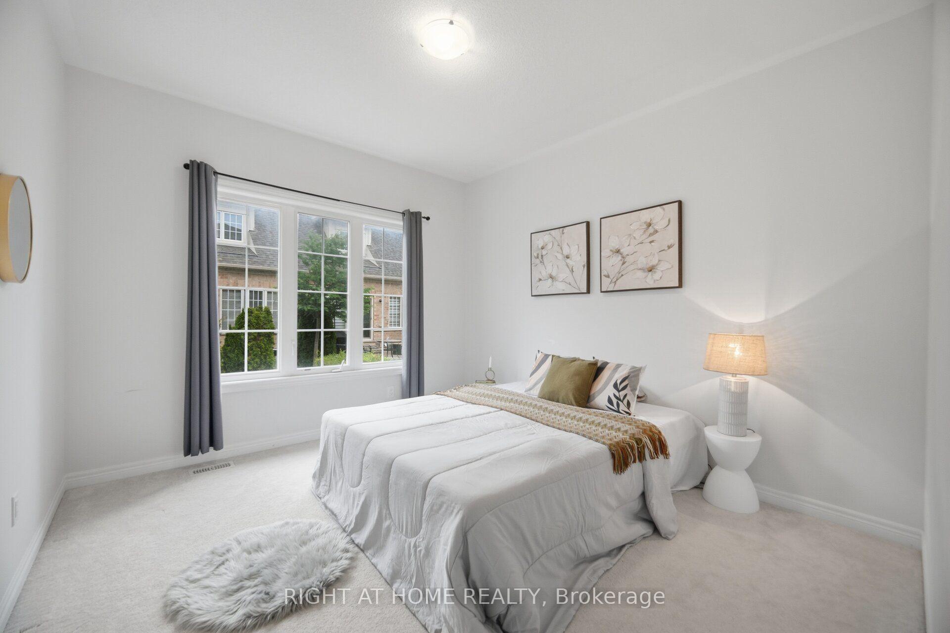 Photo 24 of 41 Overlea Drive, Brampton, Sandringham-Wellington — HOMEH