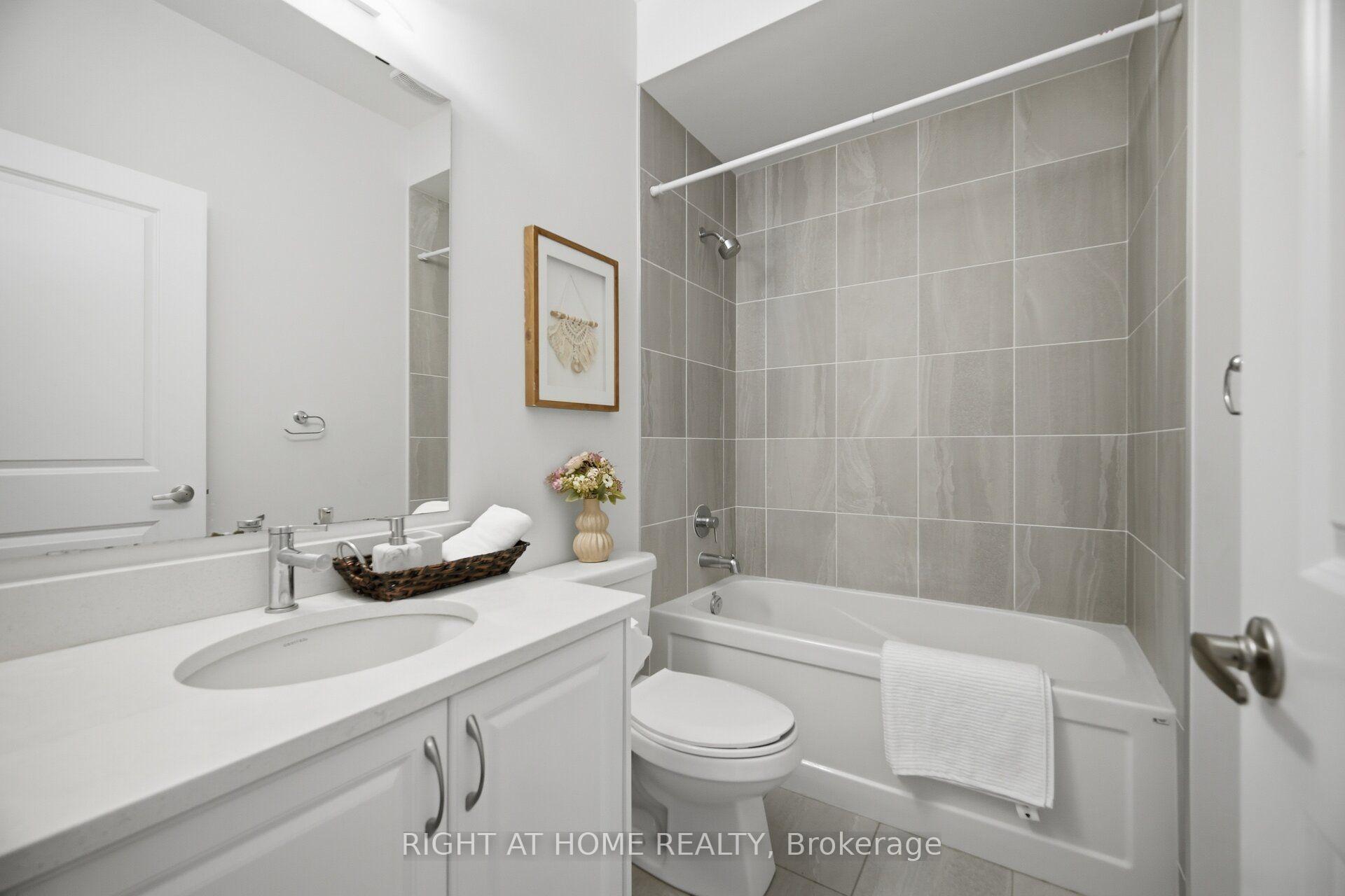 Photo 26 of 41 Overlea Drive, Brampton, Sandringham-Wellington — HOMEH