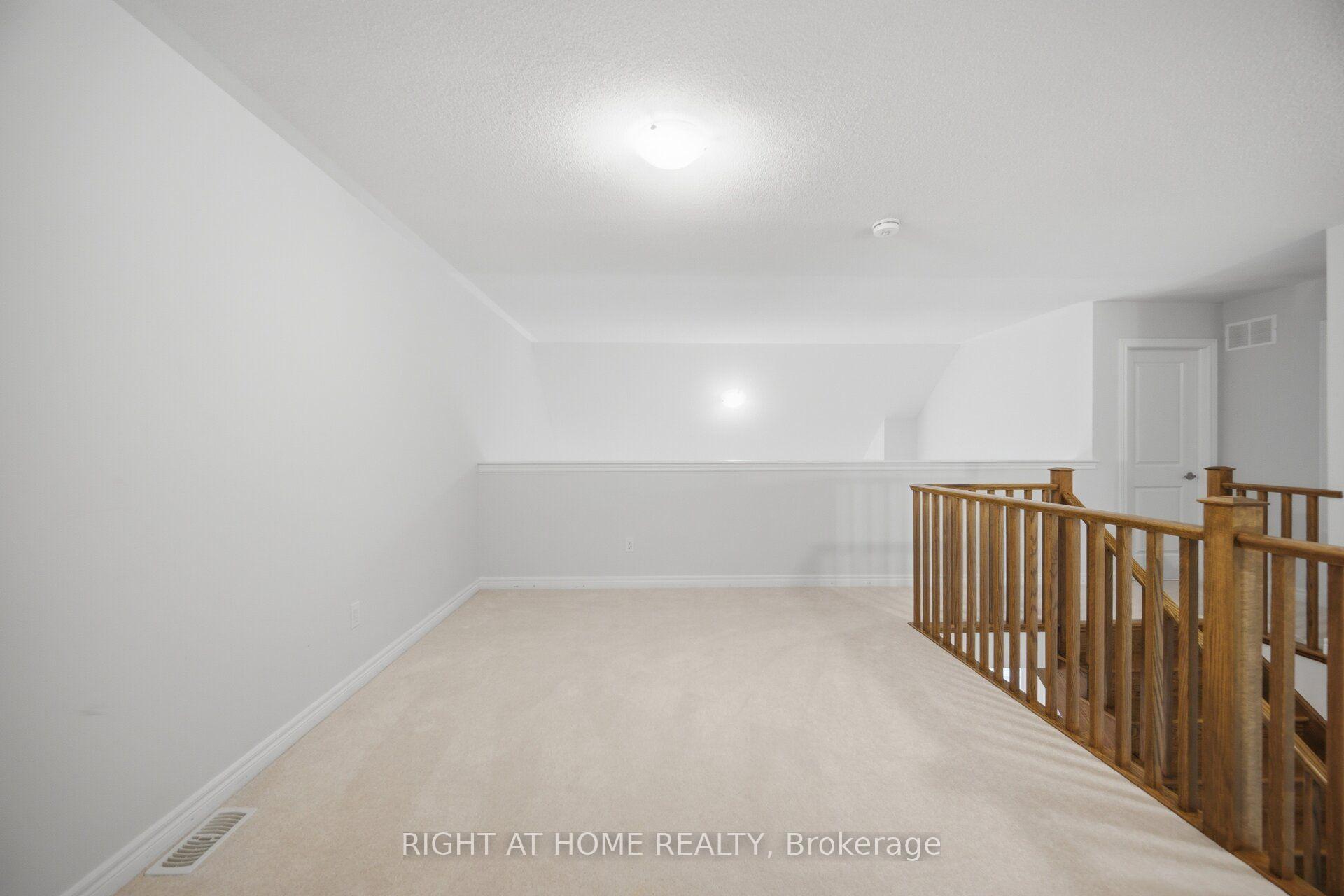 Photo 31 of 41 Overlea Drive, Brampton, Sandringham-Wellington — HOMEH