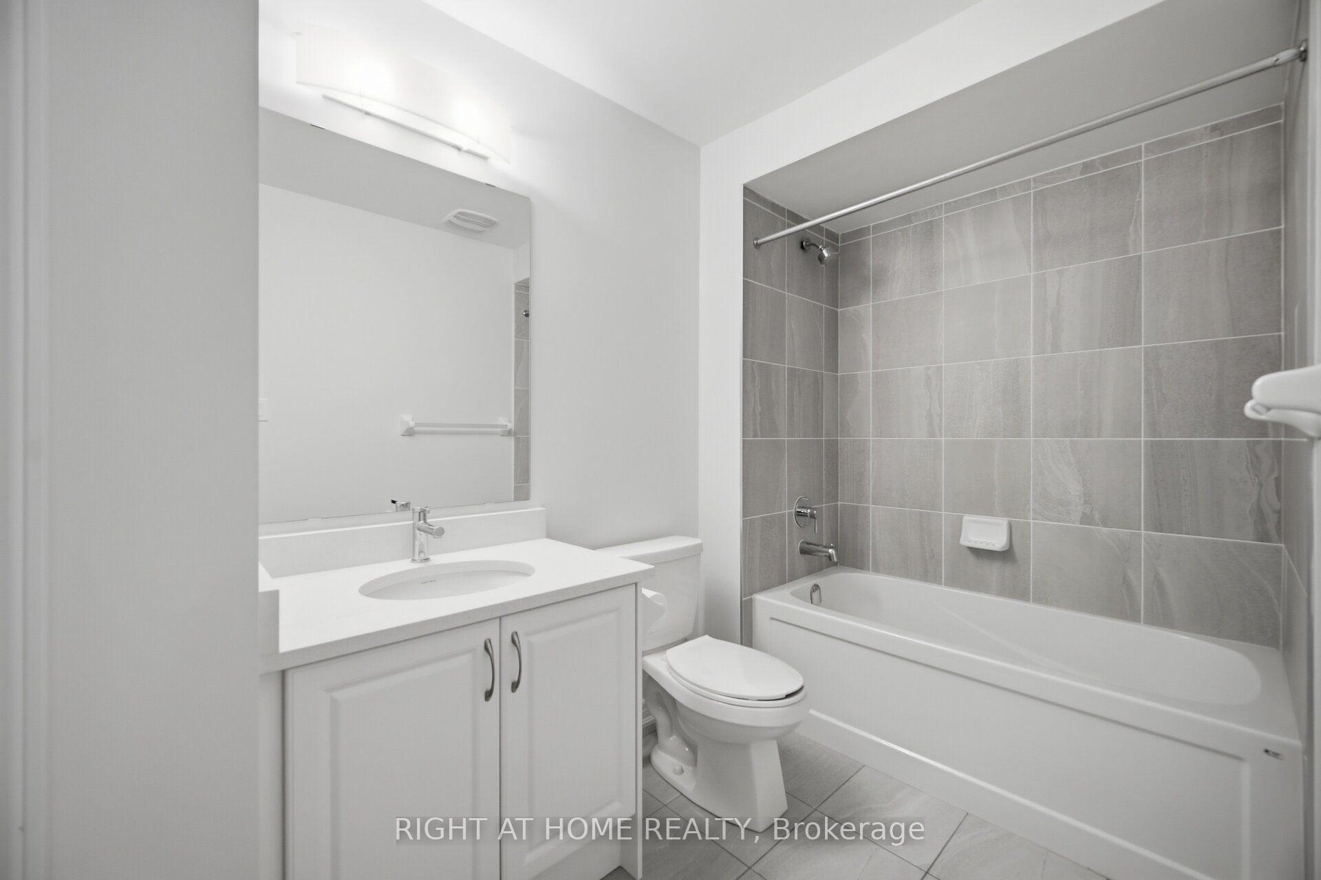 Photo 36 of 41 Overlea Drive, Brampton, Sandringham-Wellington — HOMEH