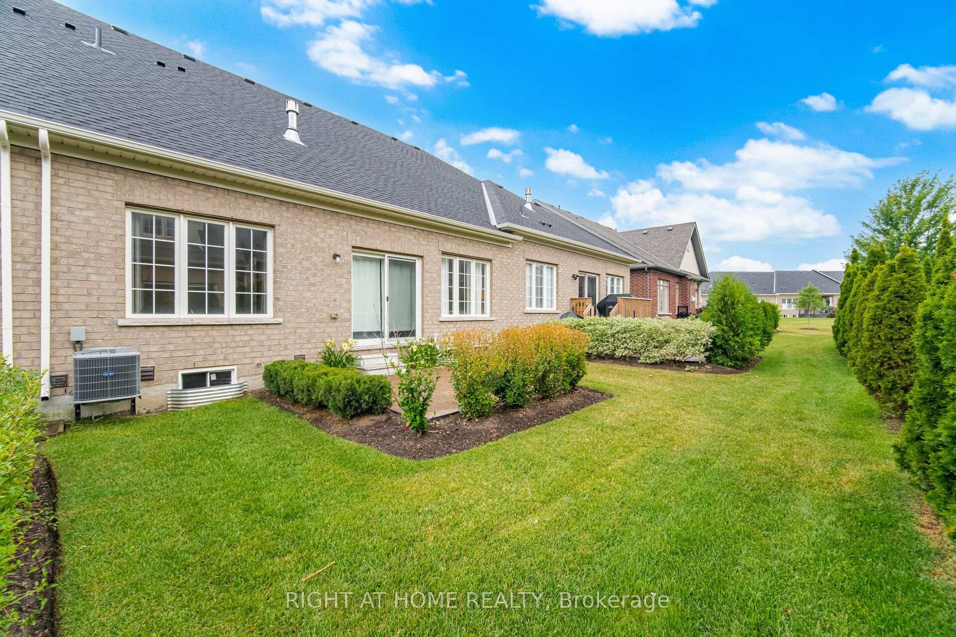 Photo 44 of 41 Overlea Drive, Brampton, Sandringham-Wellington — HOMEH