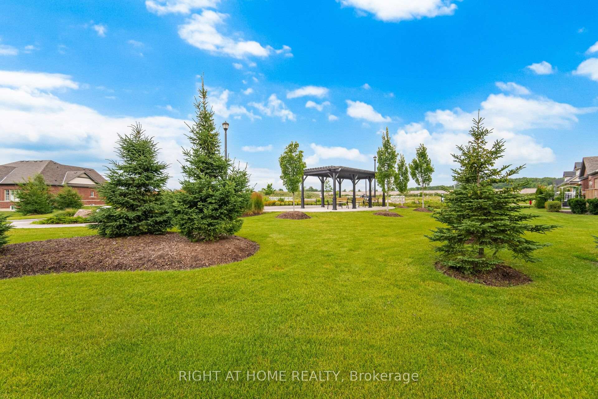 Photo 45 of 41 Overlea Drive, Brampton, Sandringham-Wellington — HOMEH