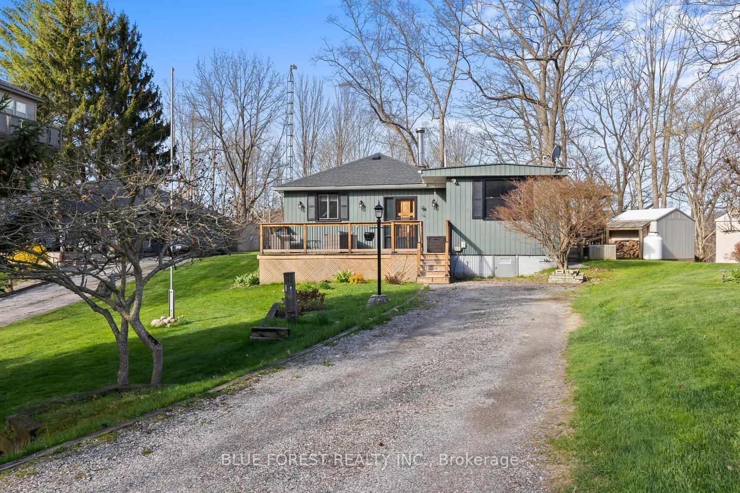 Photo 5 of 7365 Fairview Drive, Dutton/Dunwich, Rural Dutton/Dunwich — HOMEH