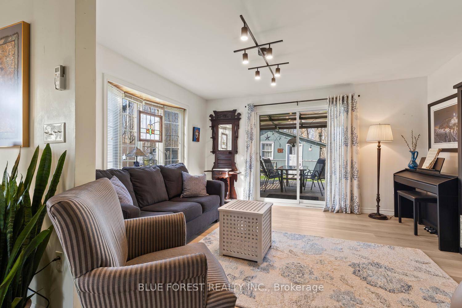 Photo 18 of 7365 Fairview Drive, Dutton/Dunwich, Rural Dutton/Dunwich — HOMEH