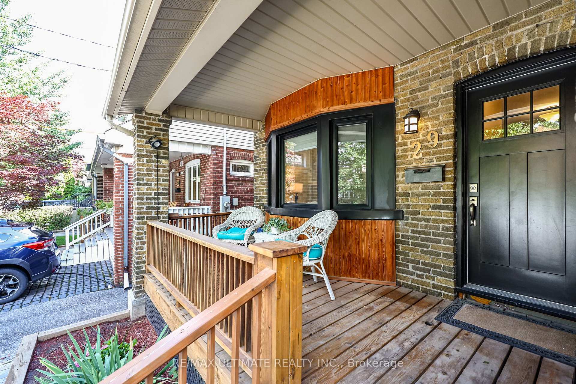 Photo 5 of 29 Falcon Street, Toronto, Mount Pleasant East — HOMEH