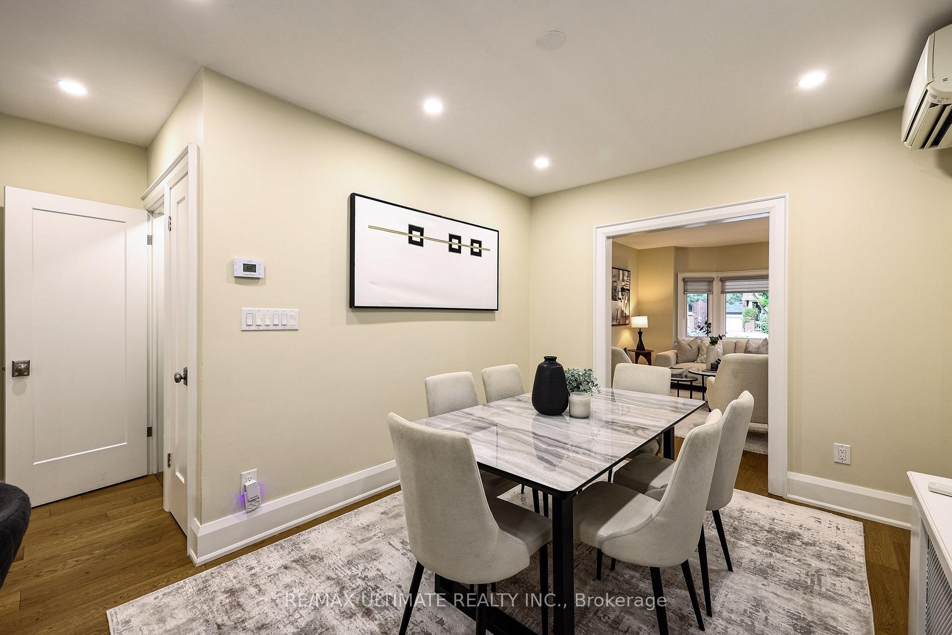 Photo 15 of 29 Falcon Street, Toronto, Mount Pleasant East — HOMEH
