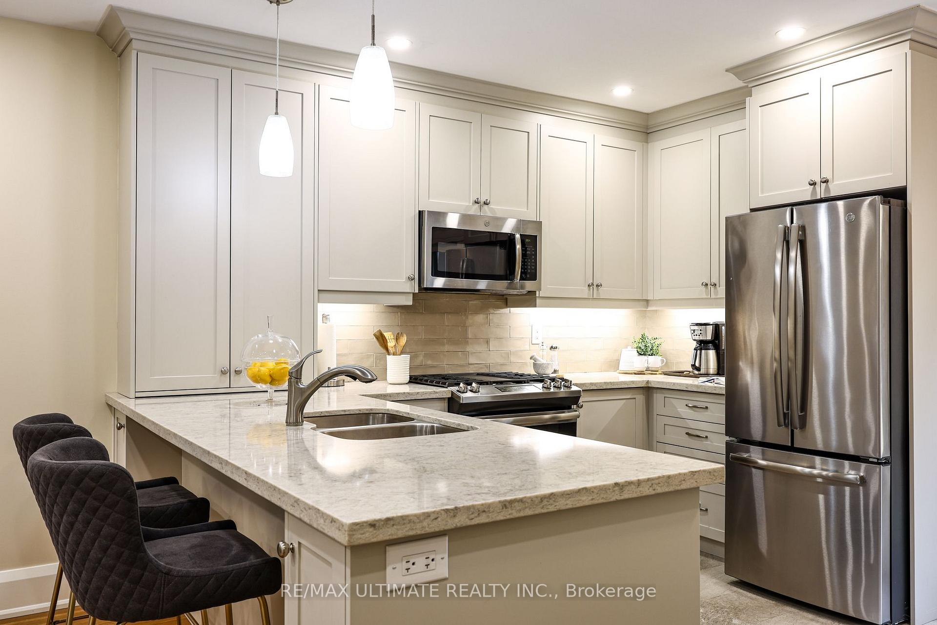 Photo 19 of 29 Falcon Street, Toronto, Mount Pleasant East — HOMEH