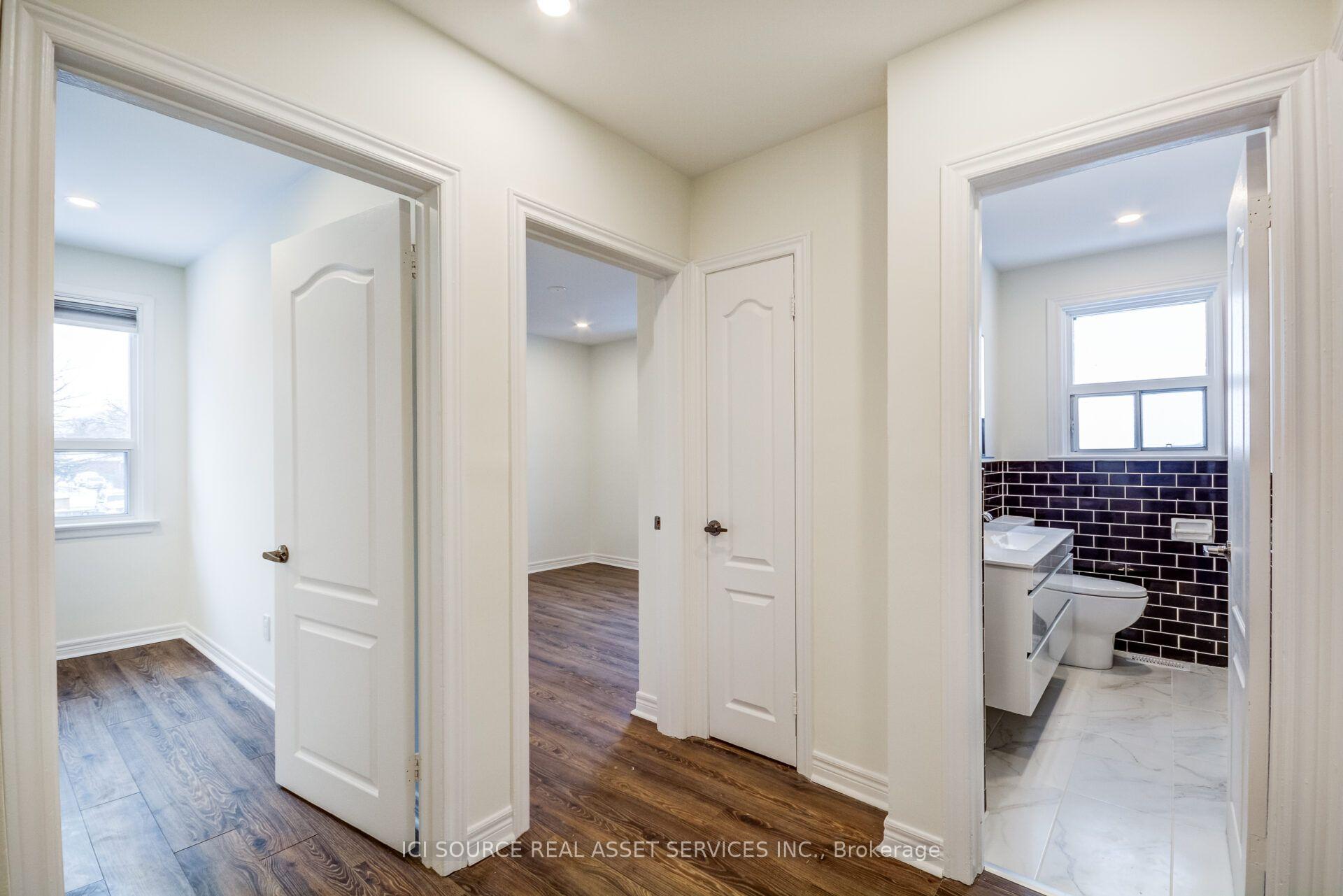 Photo 10 of Unit 3, 58 Burlingame Road, Etobicoke, Alderwood — HOMEH