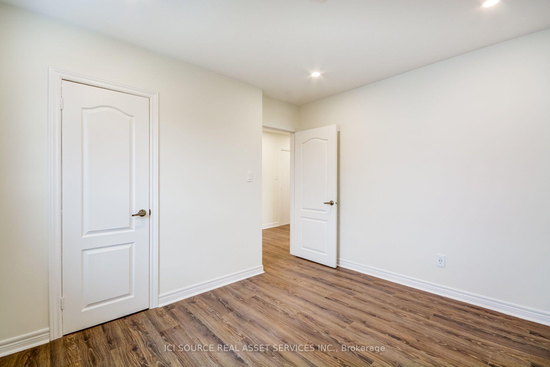 Photo 16 of Unit 3, 58 Burlingame Road, Etobicoke, Alderwood — HOMEH