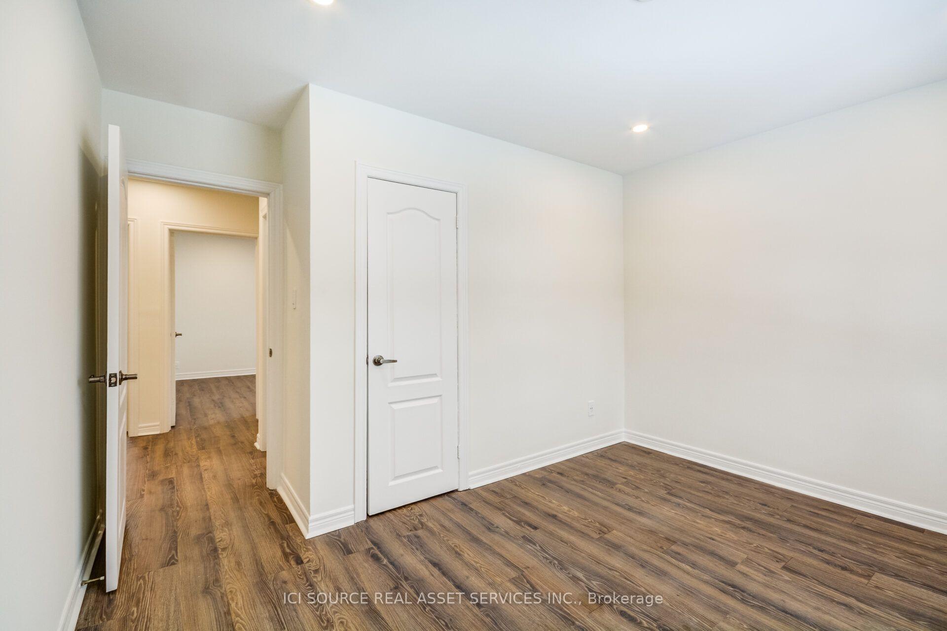 Photo 18 of Unit 3, 58 Burlingame Road, Etobicoke, Alderwood — HOMEH