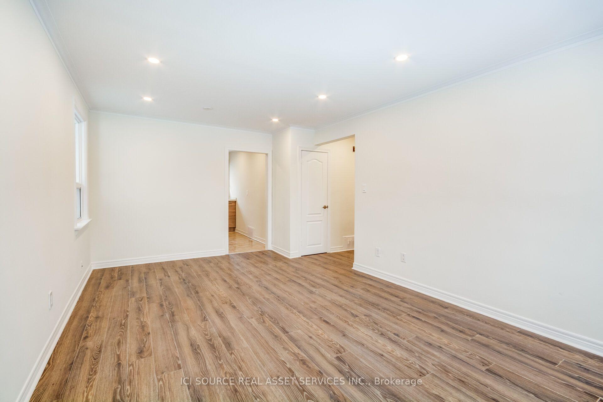 Photo 22 of Unit 3, 58 Burlingame Road, Etobicoke, Alderwood — HOMEH