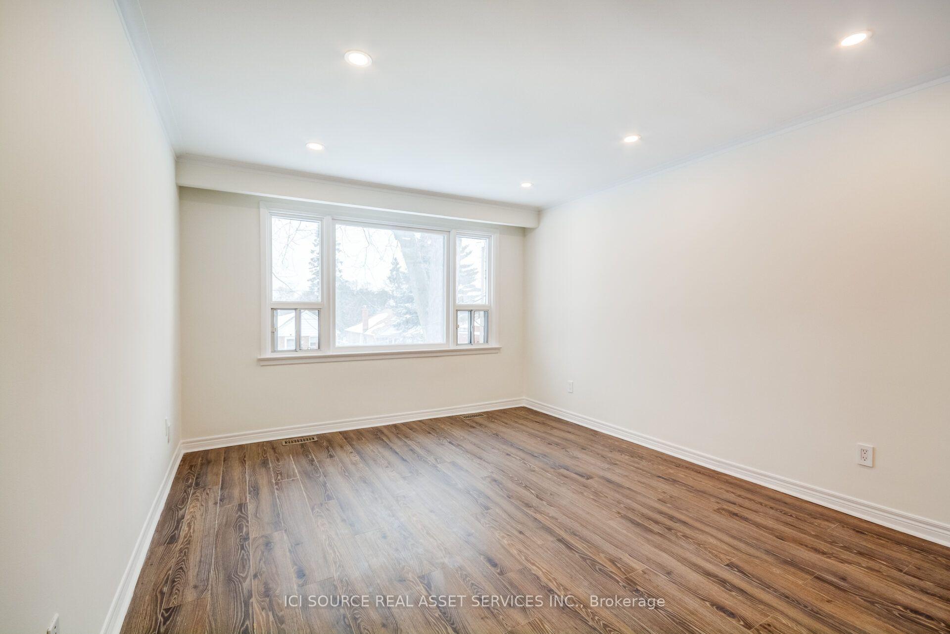 Photo 23 of Unit 3, 58 Burlingame Road, Etobicoke, Alderwood — HOMEH