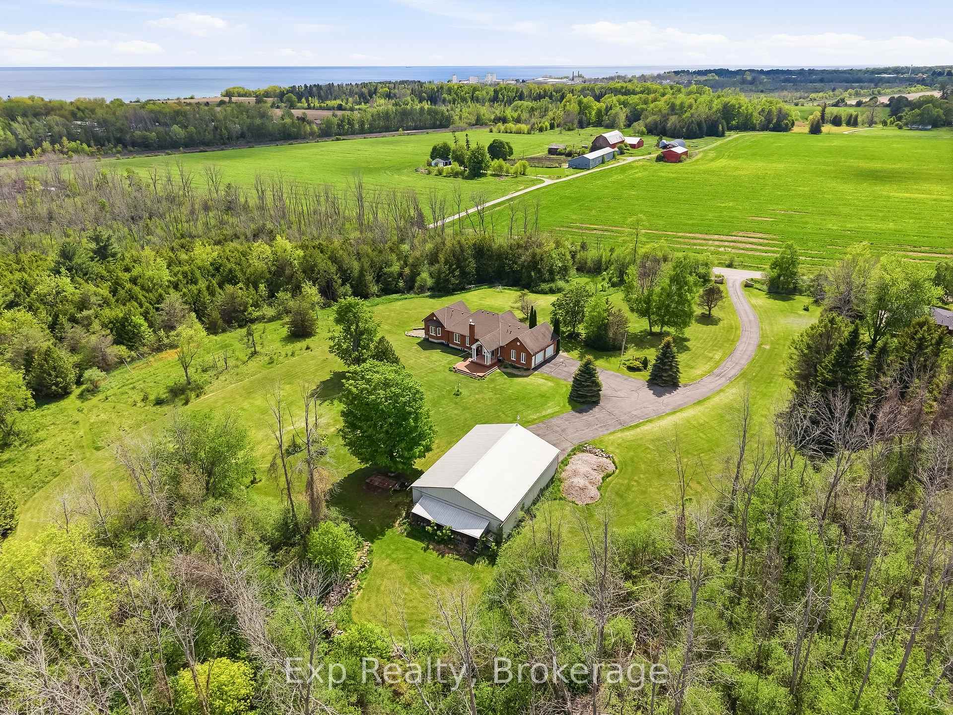Photo 4 of 1497 Pentecostal Road, Hamilton Township, Rural Hamilton — HOMEH