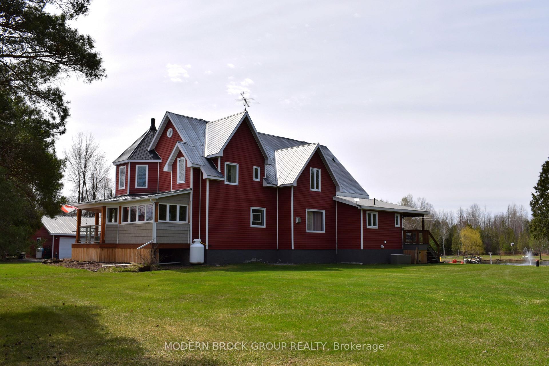 Photo 11 of 8224 County 15 Road, Augusta, Augusta Twp — HOMEH