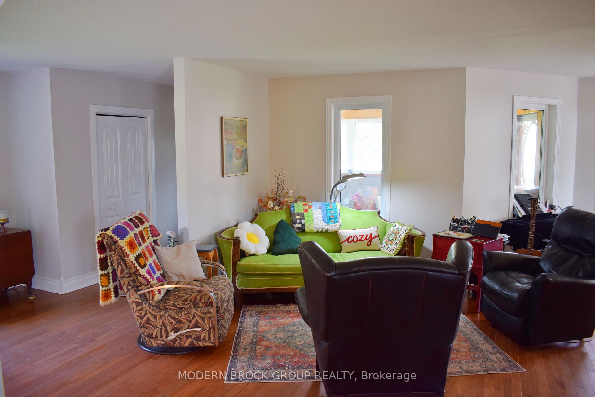 Photo 31 of 8224 County 15 Road, Augusta, Augusta Twp — HOMEH