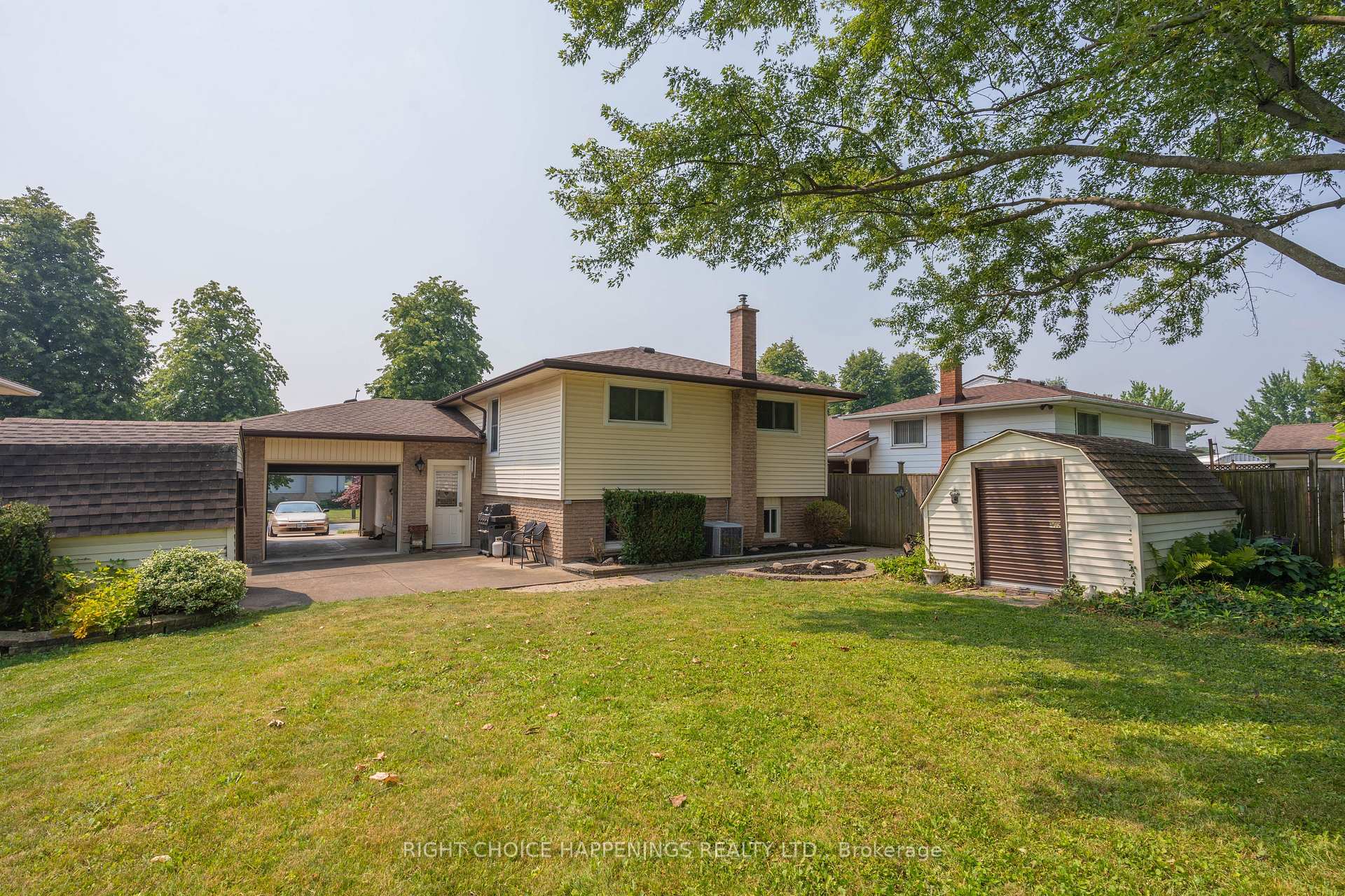 Photo 20 of 4171 Brookdale Drive, Niagara Falls, Ascot — HOMEH