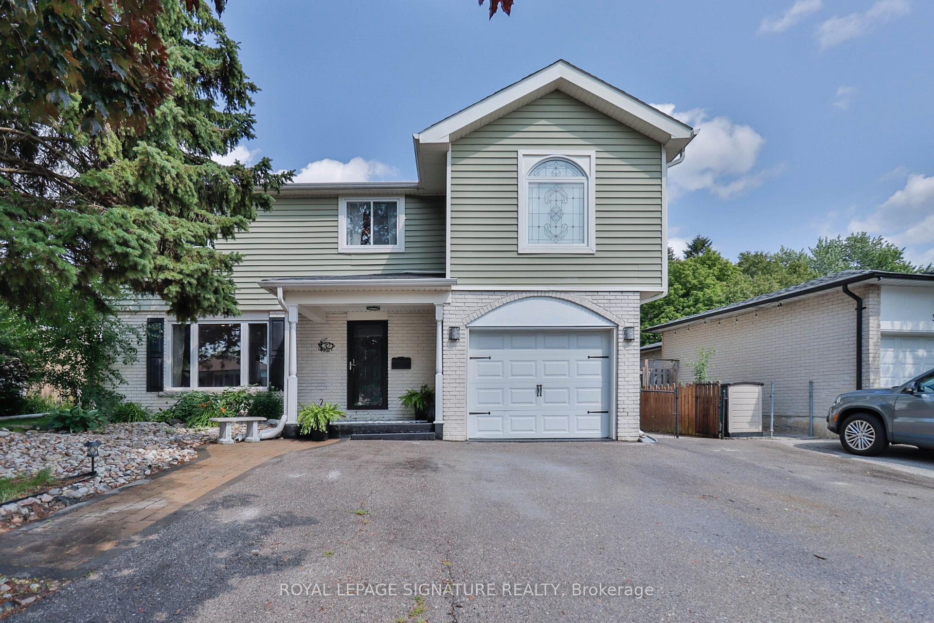 Photo 3 of 32 Harland Crescent, Ajax, South East — HOMEH