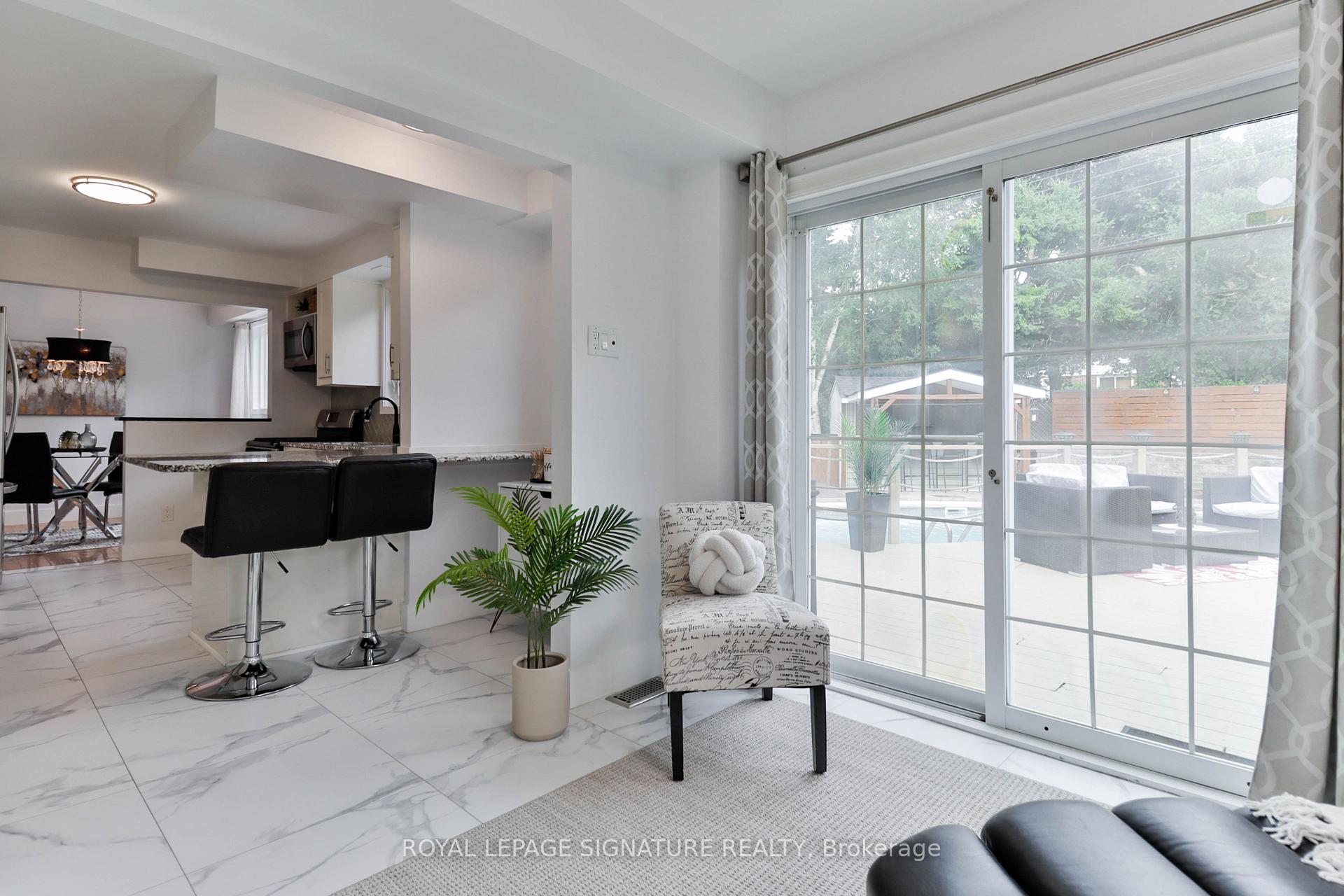 Photo 19 of 32 Harland Crescent, Ajax, South East — HOMEH