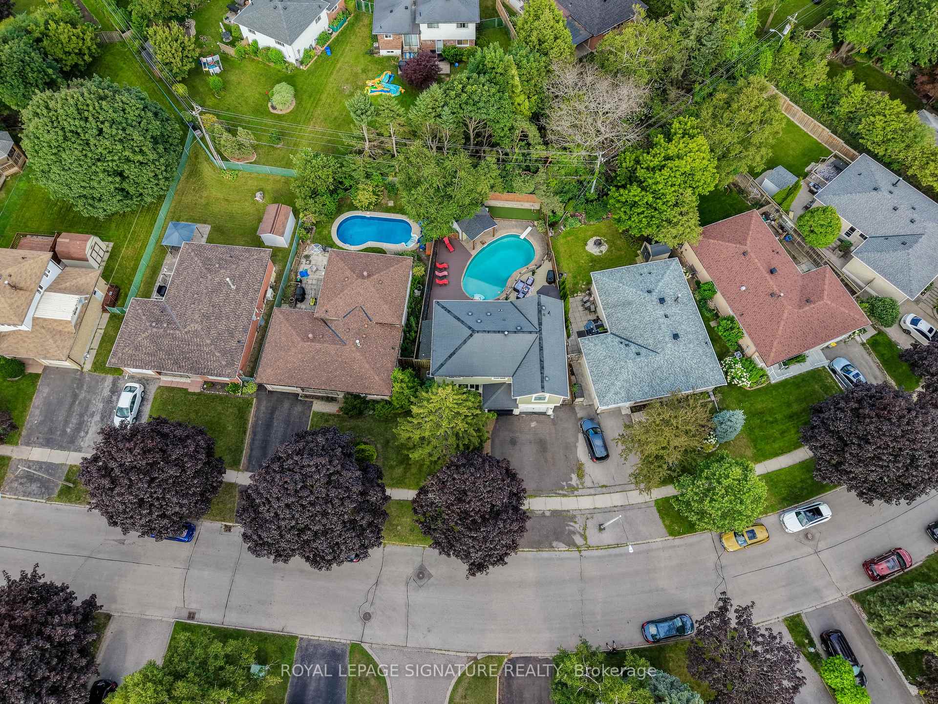 Photo 48 of 32 Harland Crescent, Ajax, South East — HOMEH