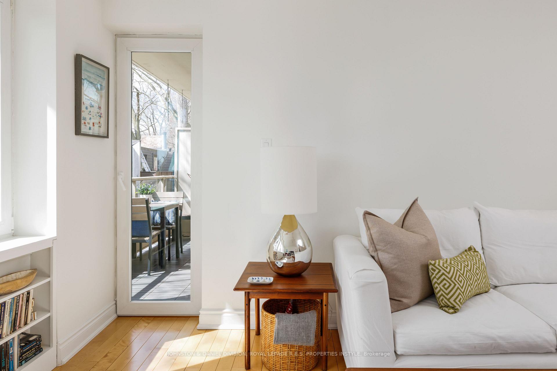 Photo 12 of Unit 8, 2368 Queen Street E, Toronto, The Beaches — HOMEH