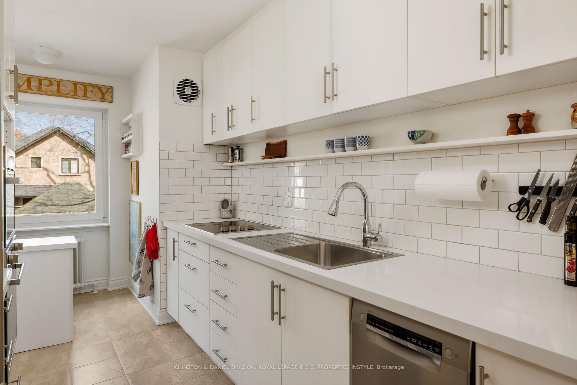 Photo 23 of Unit 8, 2368 Queen Street E, Toronto, The Beaches — HOMEH