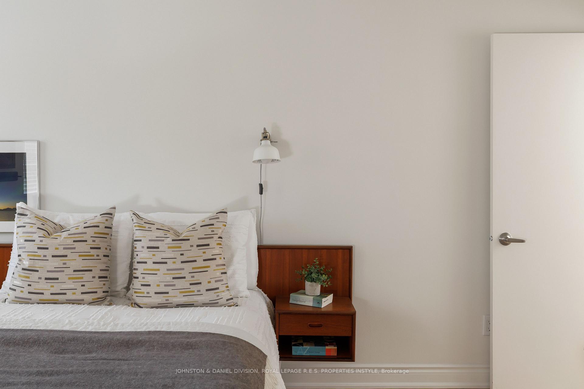 Photo 37 of Unit 8, 2368 Queen Street E, Toronto, The Beaches — HOMEH