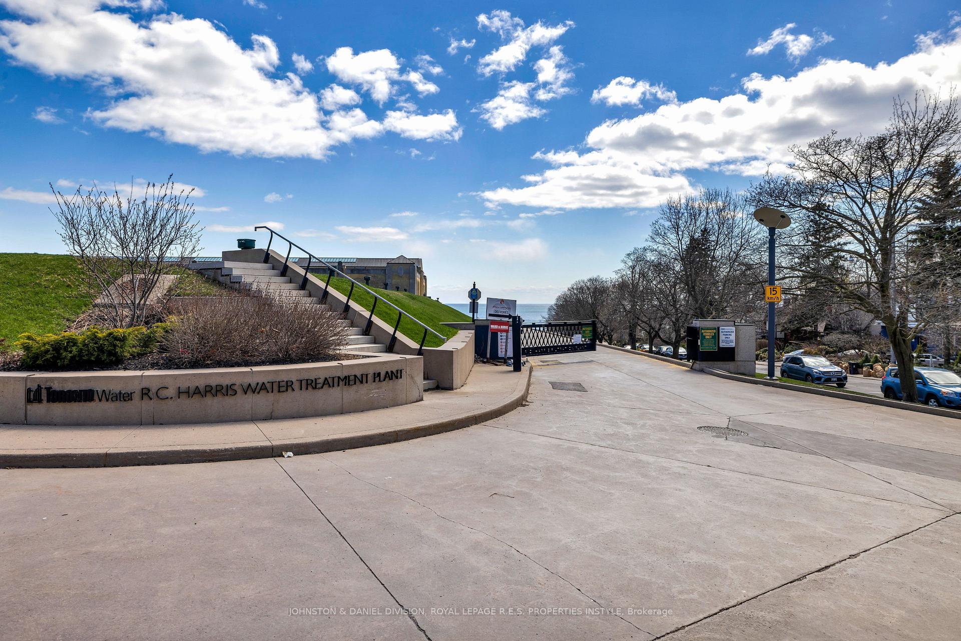 Photo 44 of Unit 8, 2368 Queen Street E, Toronto, The Beaches — HOMEH