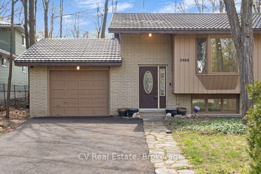 Photo 5 of 3866 Dixon Road, Innisfil, Rural Innisfil — HOMEH