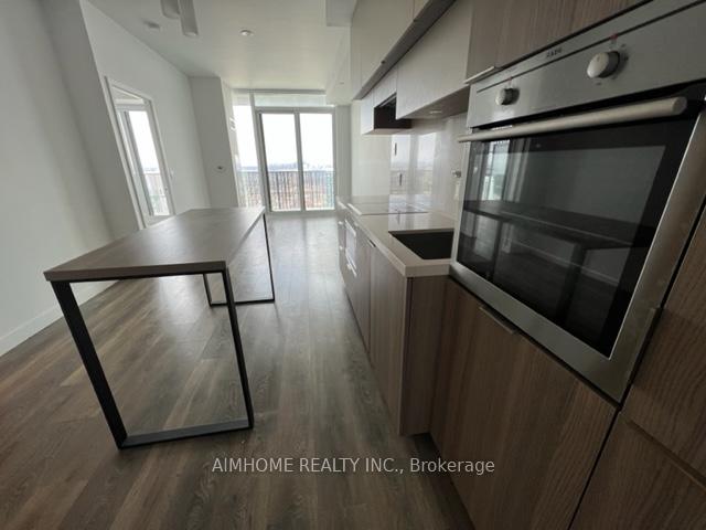 Photo 4 of Unit 3505, 8 Eglinton Avenue E, Toronto, Mount Pleasant West — HOMEH