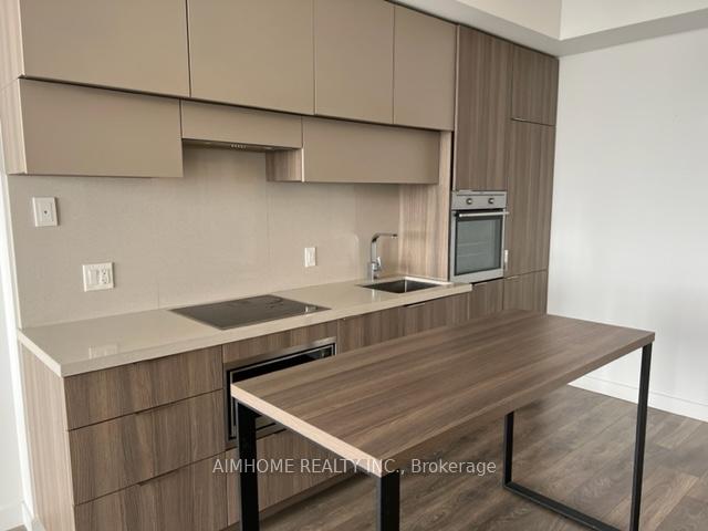 Photo 5 of Unit 3505, 8 Eglinton Avenue E, Toronto, Mount Pleasant West — HOMEH