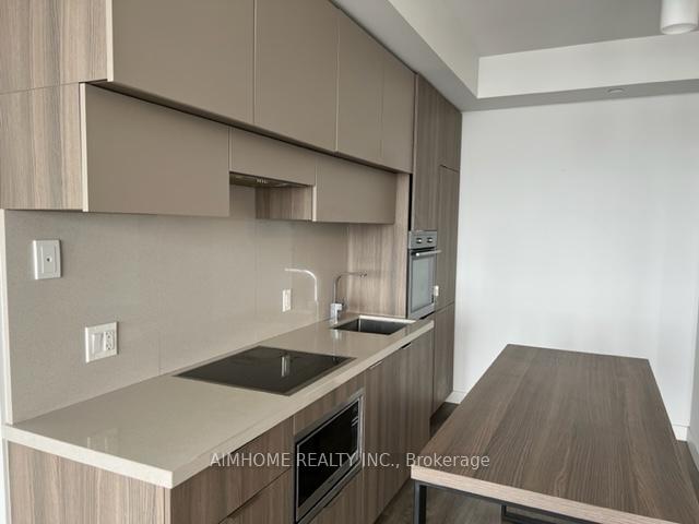 Photo 6 of Unit 3505, 8 Eglinton Avenue E, Toronto, Mount Pleasant West — HOMEH