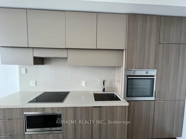 Photo 7 of Unit 3505, 8 Eglinton Avenue E, Toronto, Mount Pleasant West — HOMEH