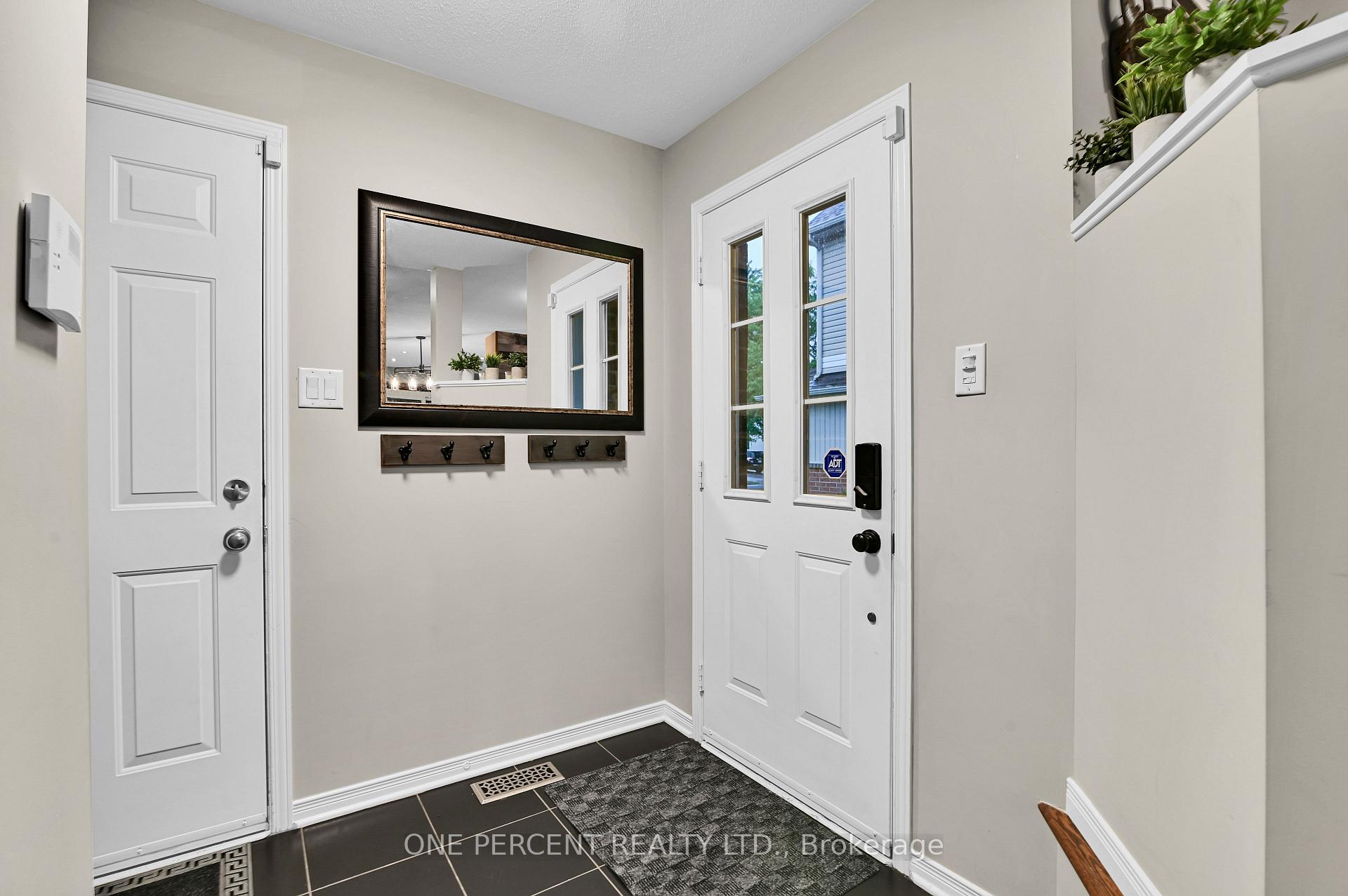 Photo 2 of 2260 Mondavi Street, Ottawa, Springridge/East Village — HOMEH