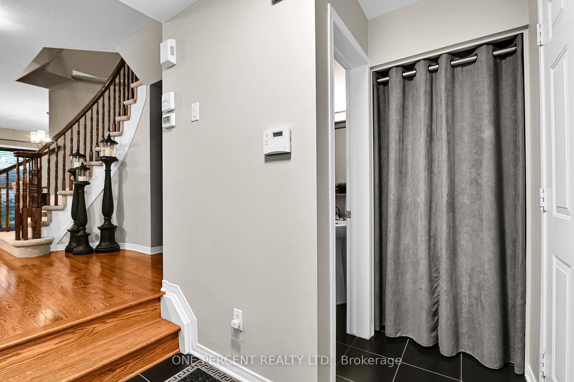 Photo 3 of 2260 Mondavi Street, Ottawa, Springridge/East Village — HOMEH