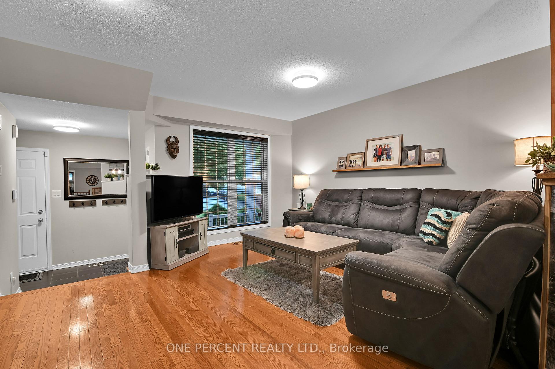 Photo 7 of 2260 Mondavi Street, Ottawa, Springridge/East Village — HOMEH