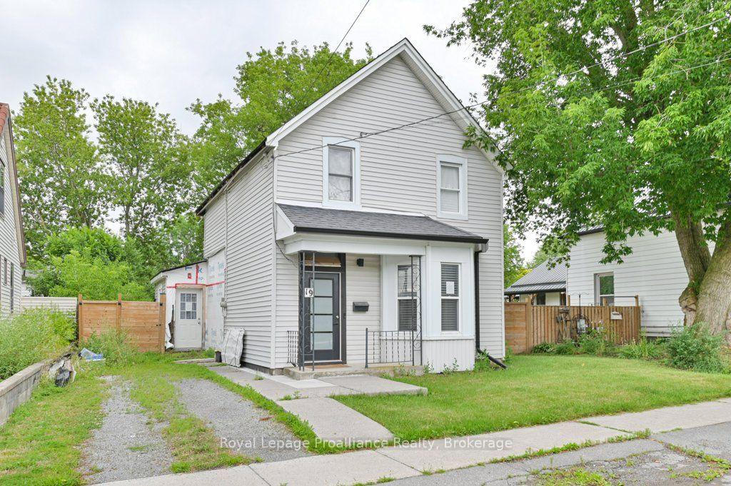 Photo 2 of 19 Bettes Street, Belleville, Belleville Ward — HOMEH