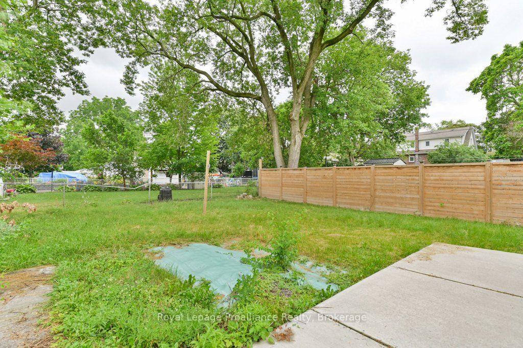 Photo 22 of 19 Bettes Street, Belleville, Belleville Ward — HOMEH