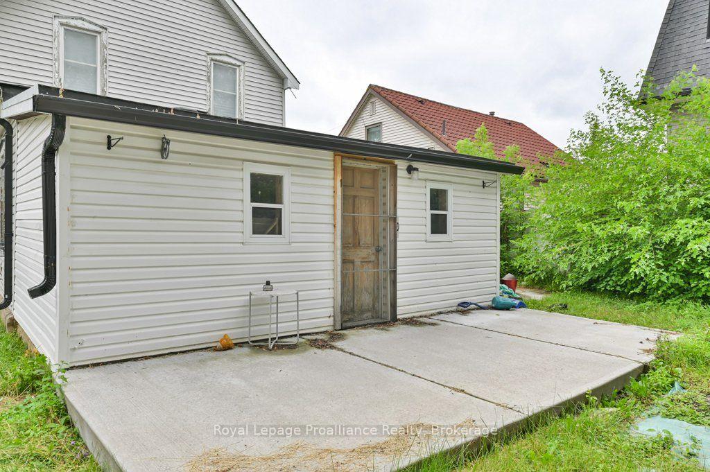 Photo 24 of 19 Bettes Street, Belleville, Belleville Ward — HOMEH