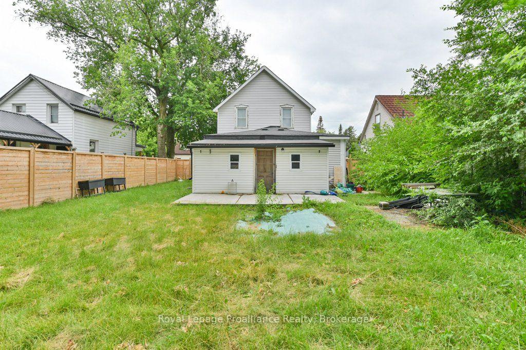 Photo 27 of 19 Bettes Street, Belleville, Belleville Ward — HOMEH