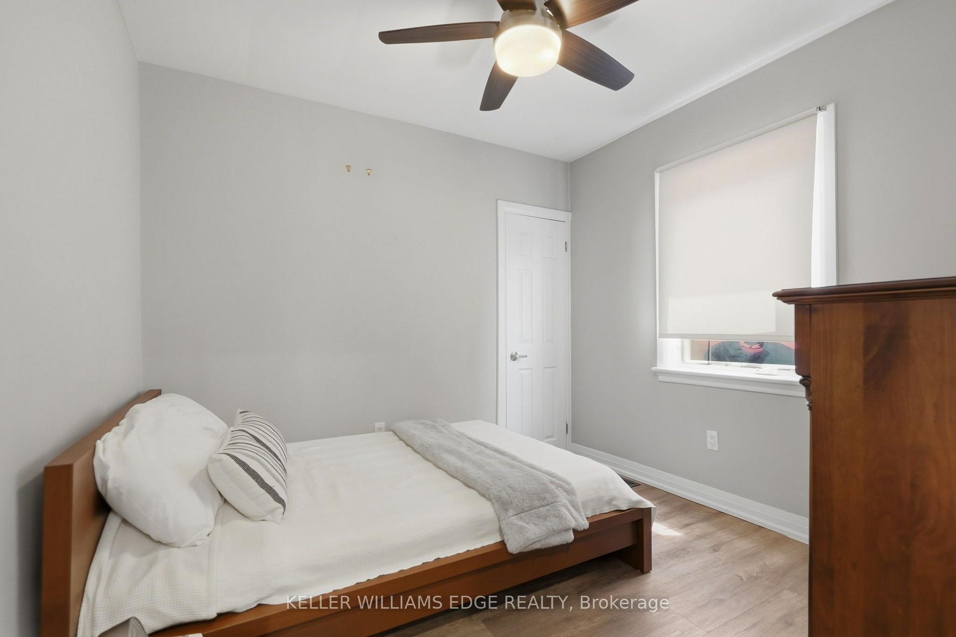 Photo 17 of 127 Tragina Avenue S, Hamilton, Bartonville — HOMEH