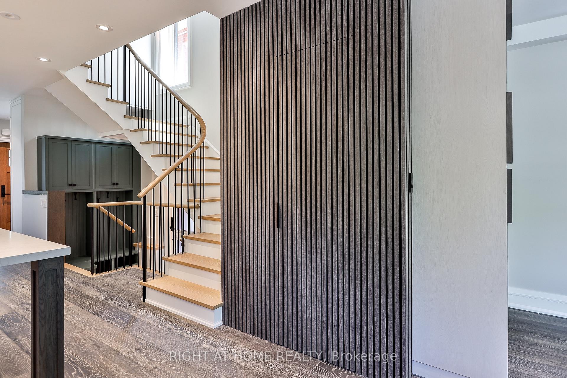 Photo 13 of 232 Willard Avenue, Toronto, High Park-Swansea — HOMEH