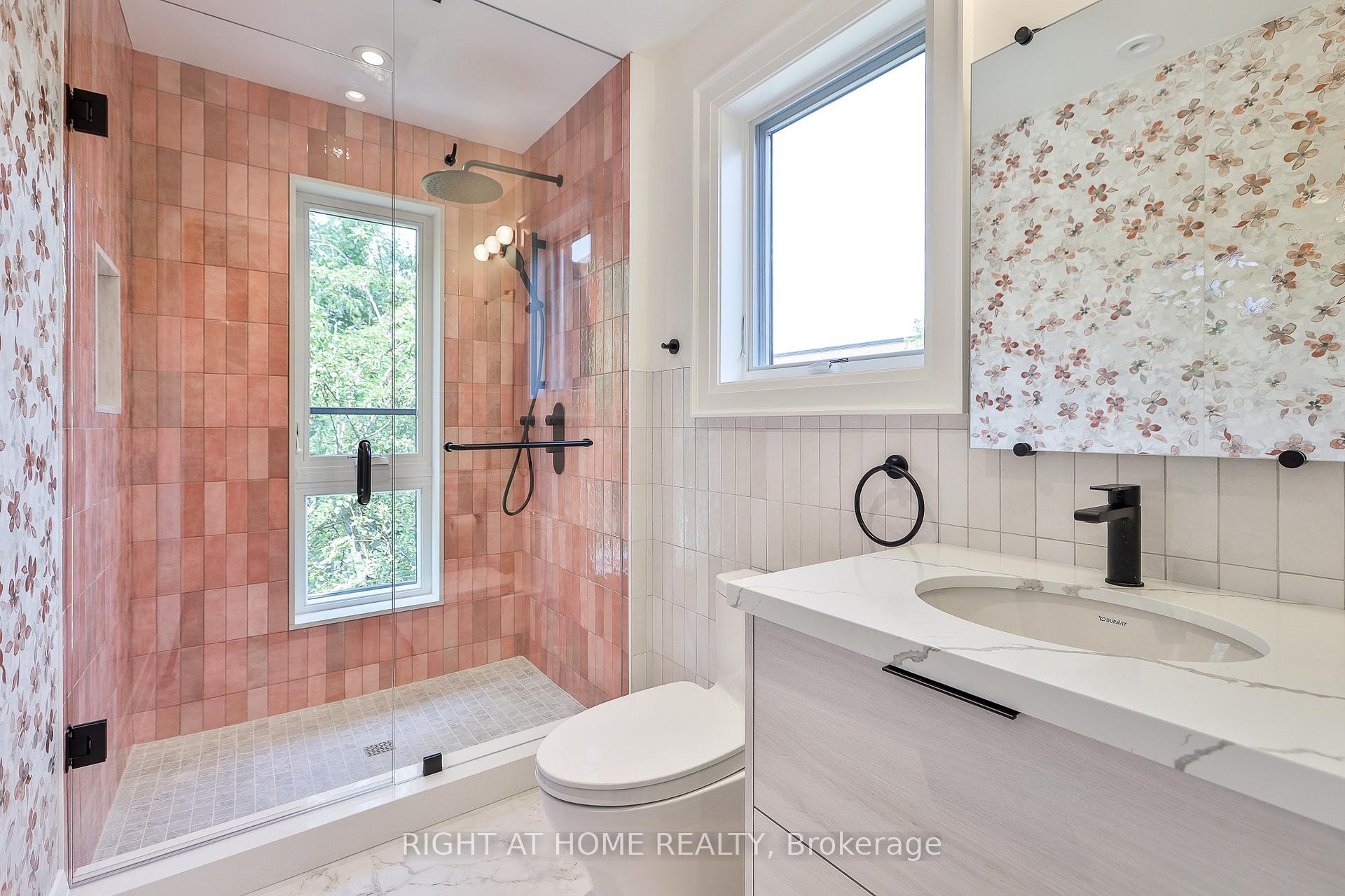 Photo 24 of 232 Willard Avenue, Toronto, High Park-Swansea — HOMEH