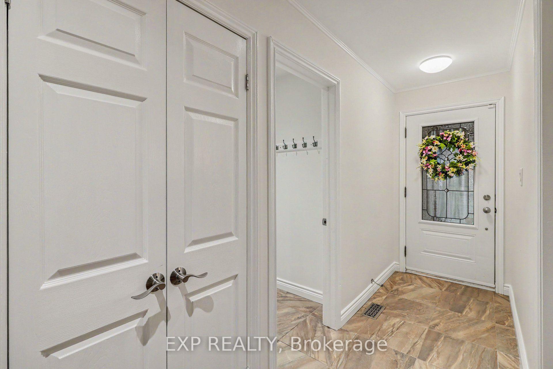 Photo 4 of 540 Apollo Way, Ottawa, Fallingbrook/Pineridge — HOMEH