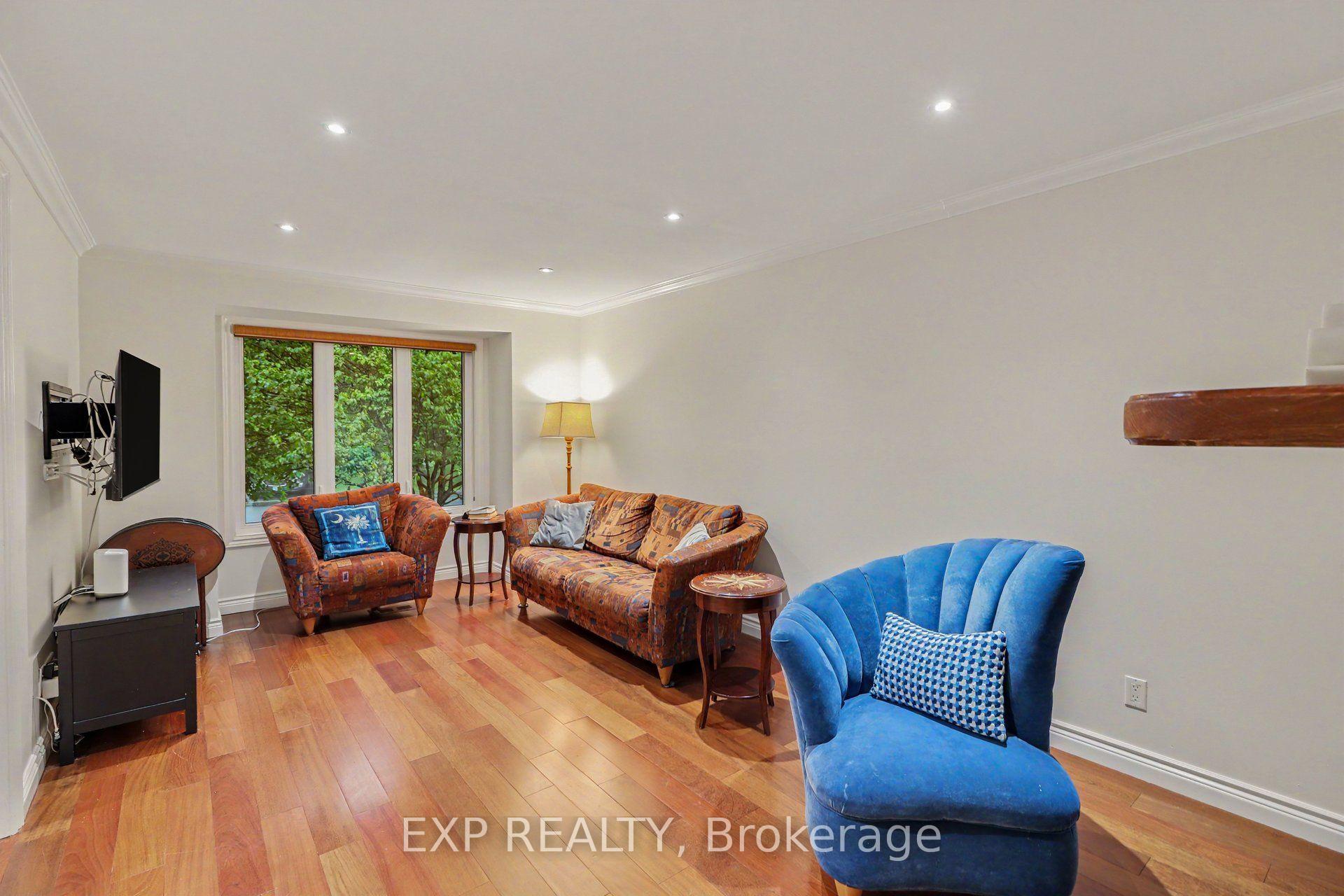 Photo 5 of 540 Apollo Way, Ottawa, Fallingbrook/Pineridge — HOMEH