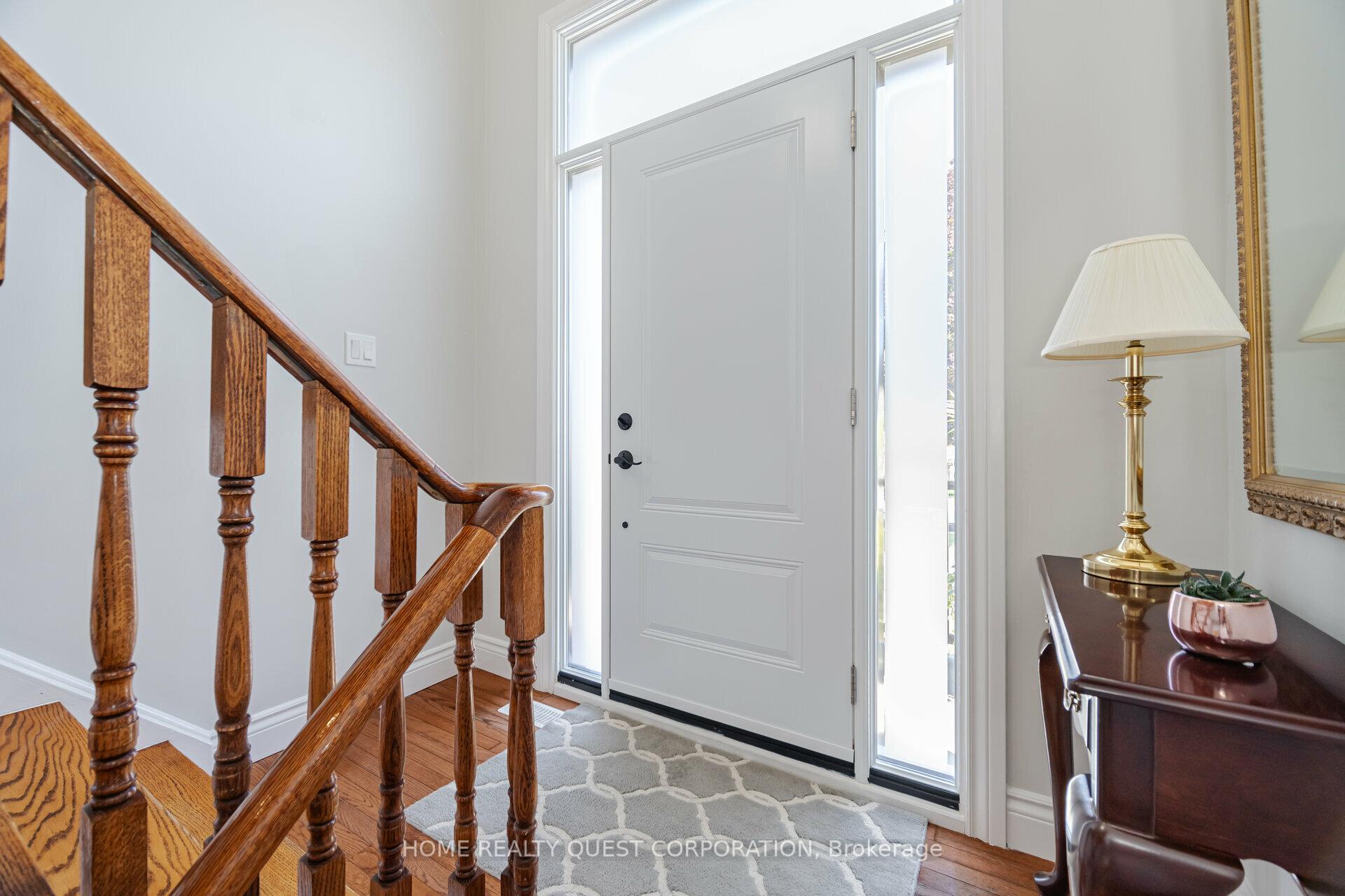 Photo 4 of 4190 Bishopstoke Lane, Mississauga, Rathwood — HOMEH