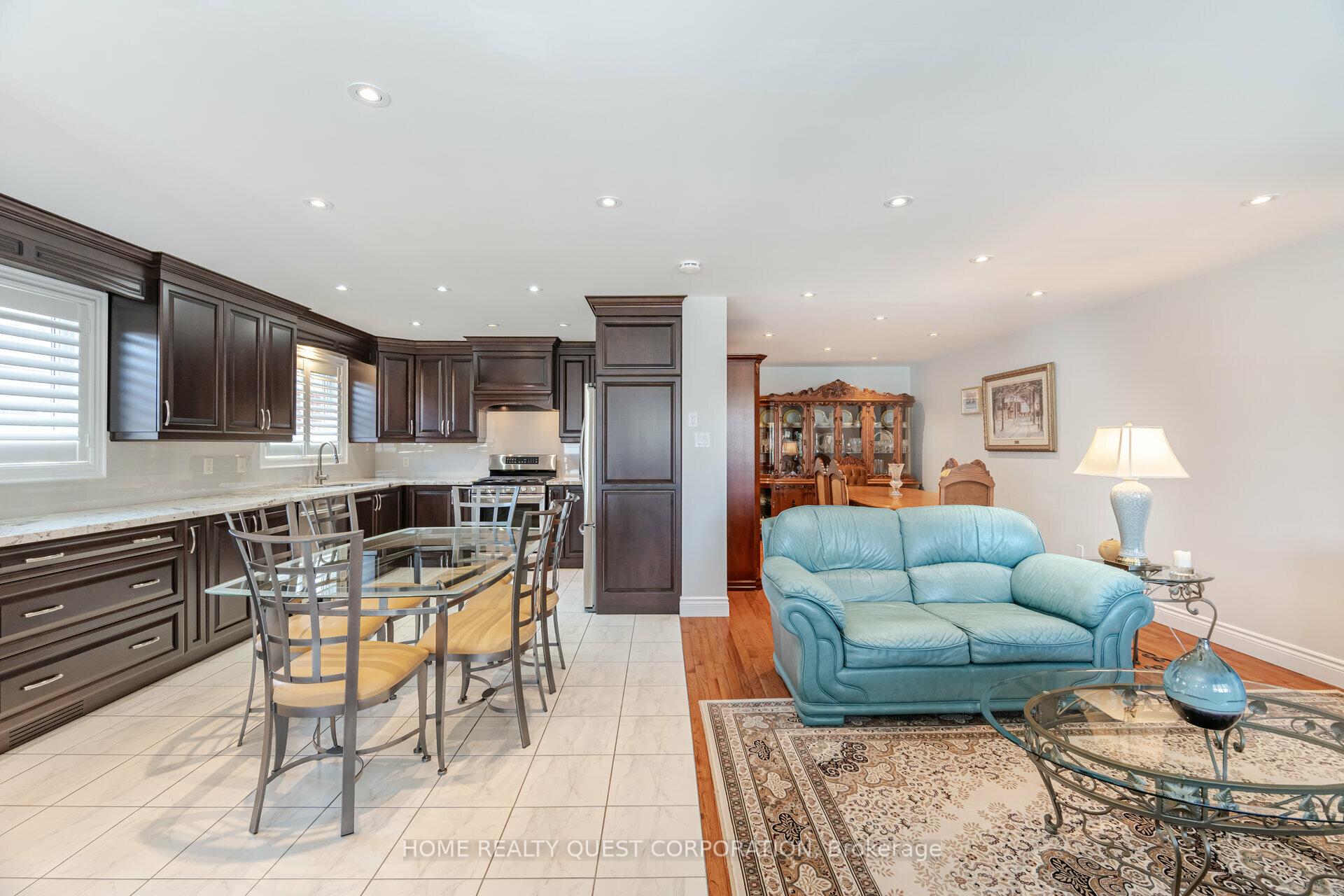 Photo 6 of 4190 Bishopstoke Lane, Mississauga, Rathwood — HOMEH