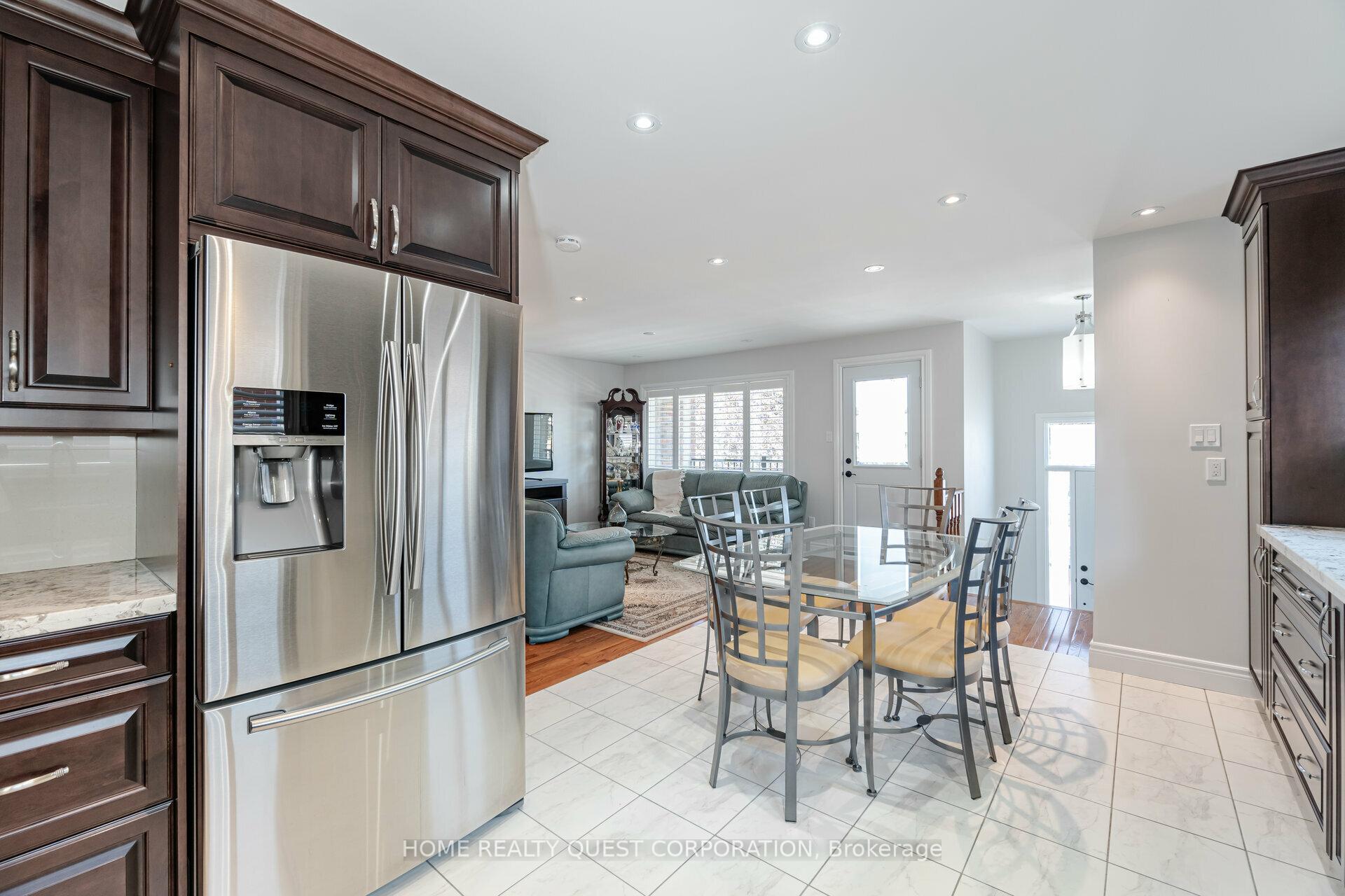 Photo 10 of 4190 Bishopstoke Lane, Mississauga, Rathwood — HOMEH