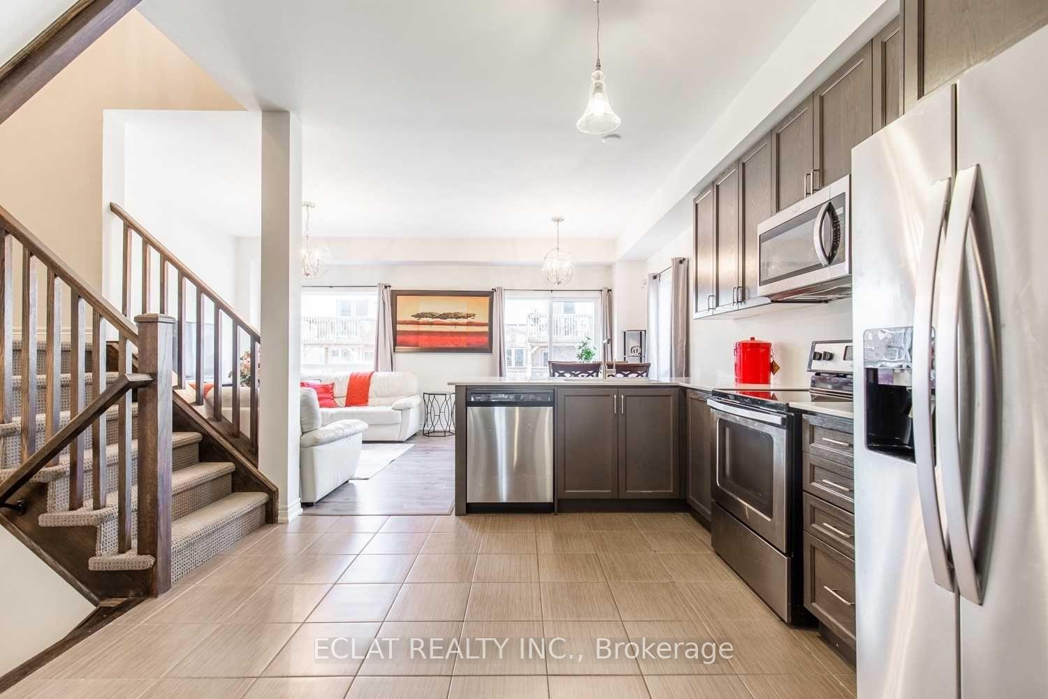 Photo 6 of 82 Bradbury Road, Hamilton, Stoney Creek — HOMEH