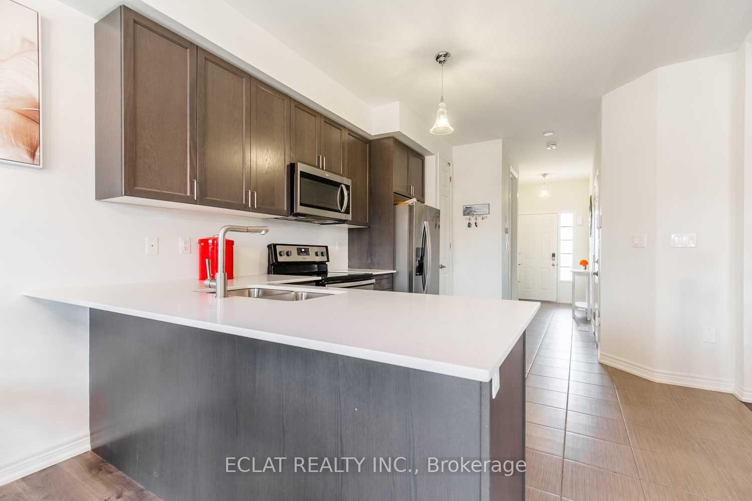 Photo 7 of 82 Bradbury Road, Hamilton, Stoney Creek — HOMEH